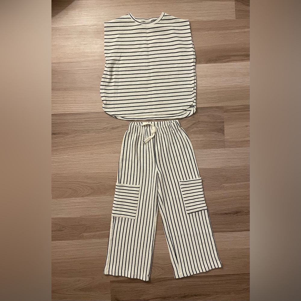 Zara, Striped Black and White Kid’s Matching Set, Size 8
